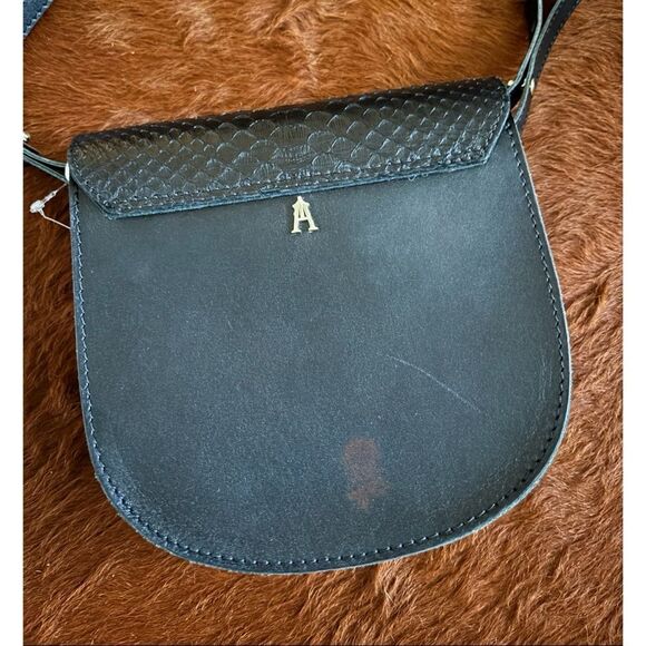 CRAIE Studio Artistes Amoureux ( Artistes in Love) Crossbody Bag in Black - Picture 8 of 11